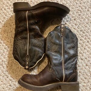 Brown Western women’s size 7B Cowboy Boots